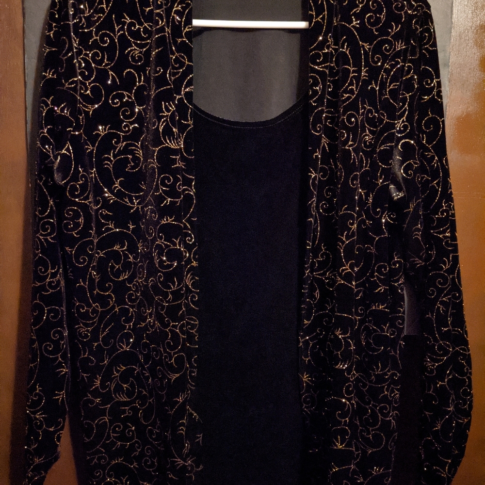 Elements Black Velvet Javket
